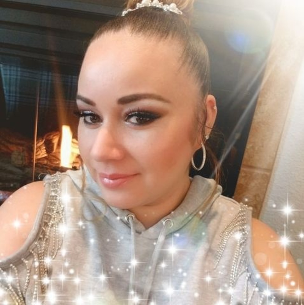 Meet your Posher, Sylvia